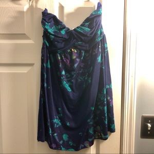 Delia’s strapless dress in purple with teal